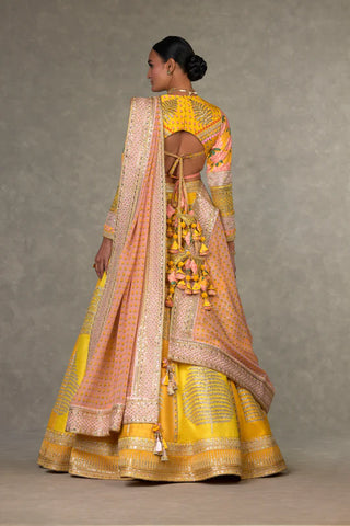 Yellow Sorbet Paan-Patti Lehenga With One Dupatta