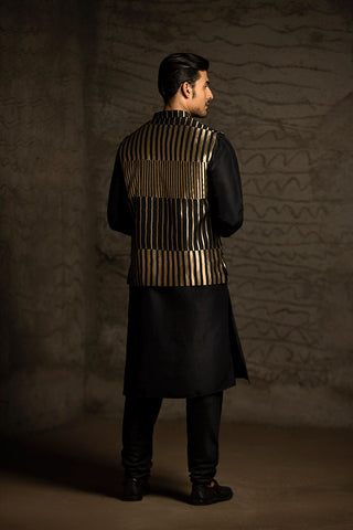 BLACK BROCADE BANDI WITH BLACK SILK KURTA AND COTTON SILK CHURIDAR