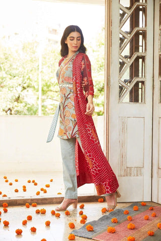 Bandhani Cape with Kurta & Pants