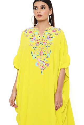 LIME CREPE EMBROIDERED SCALLOPED KAFTAN